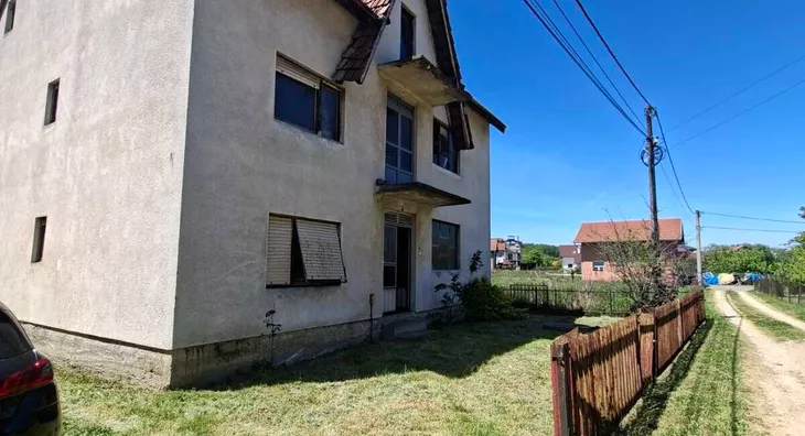 3-etažna kuća | 4zida