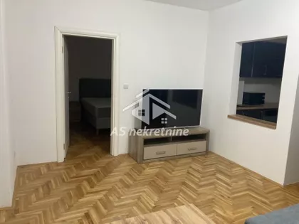 Južni Bulevar | 4zida.rs