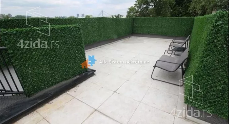 Petosoban stan | 4zida