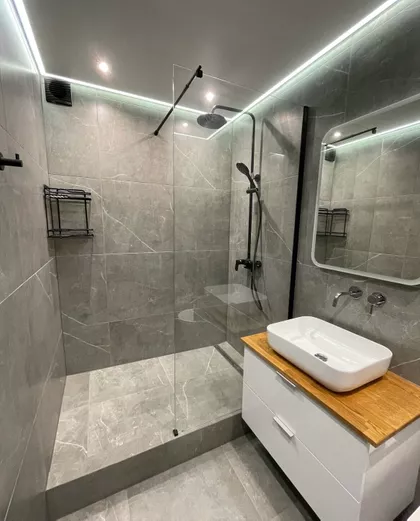 Klinički Centar | 4zida.rs