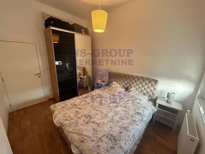 Cara Dušana | 4zida.rs