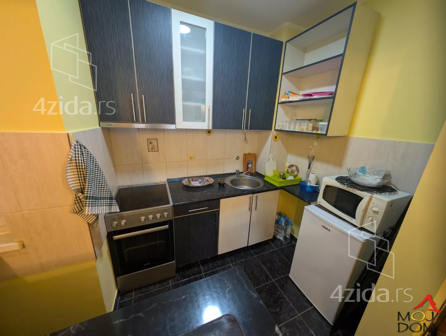 Jednoiposoban stan | 4zida