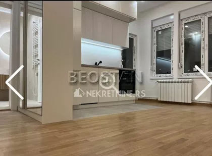 Karadjordjeva | 4zida.rs