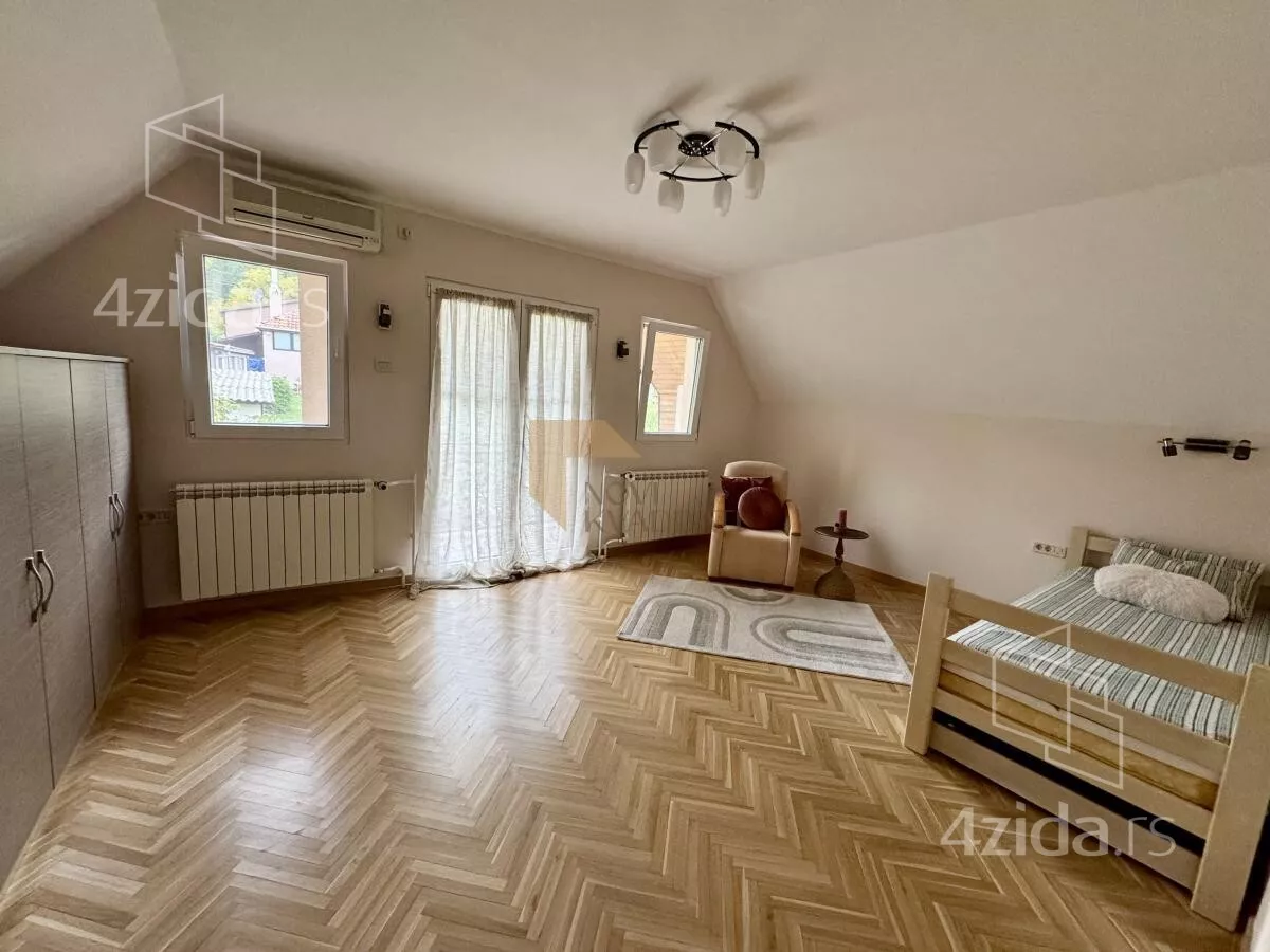 Kuća | 4zida