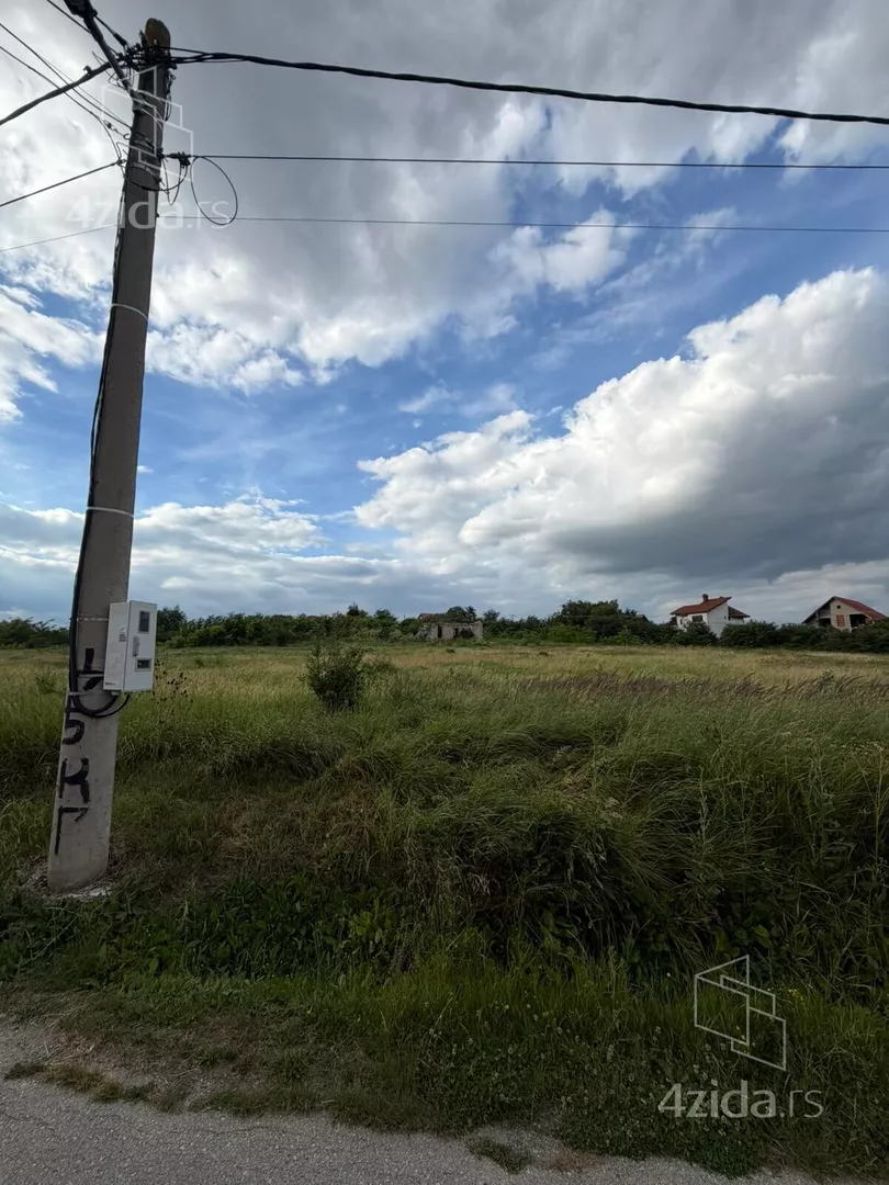 Građevinsko zemljište | 4zida