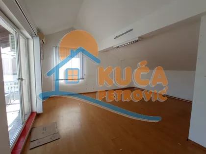 Bulevar 12. februar | 4zida.rs