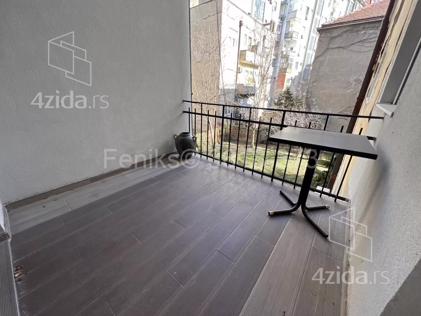 Troiposoban stan | 4zida