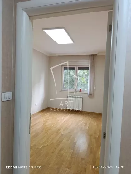 Južni Bulevar | 4zida.rs
