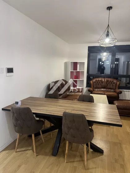 Senteleki Kornela | 4zida.rs