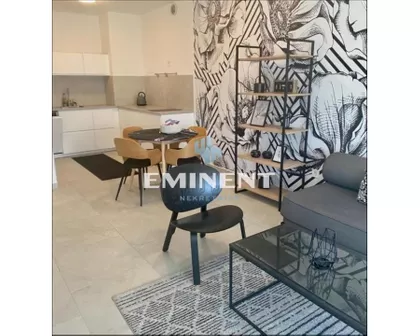 Tadije Sondermajera | 4zida.rs