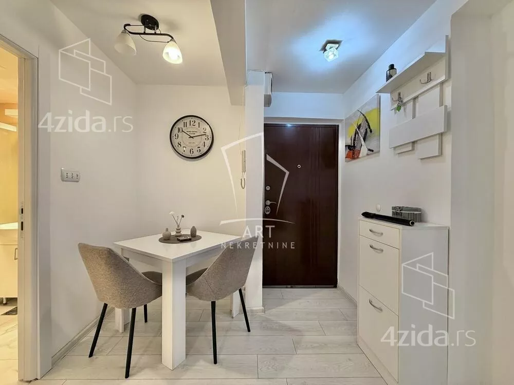 Garsonjera | 4zida