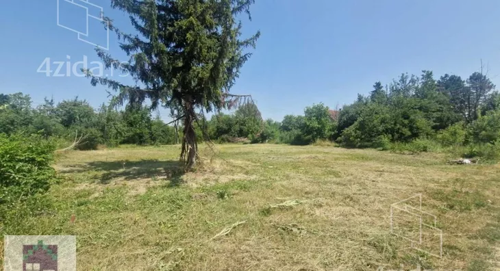 Plac | 4zida