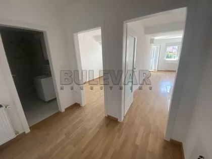 Cara Dušana | 4zida.rs