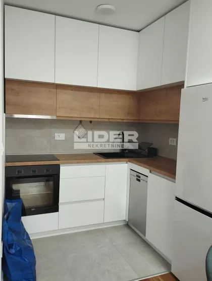Ledinačka | 4zida.rs