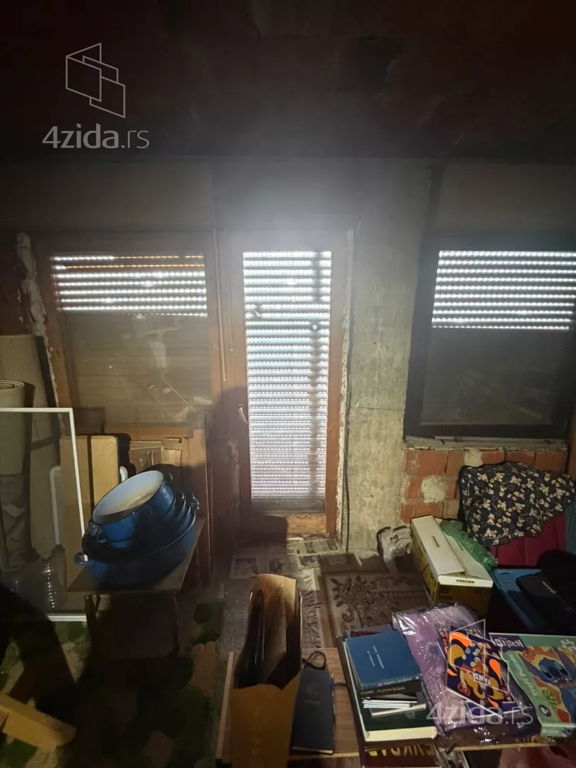 3-etažna kuća | 4zida