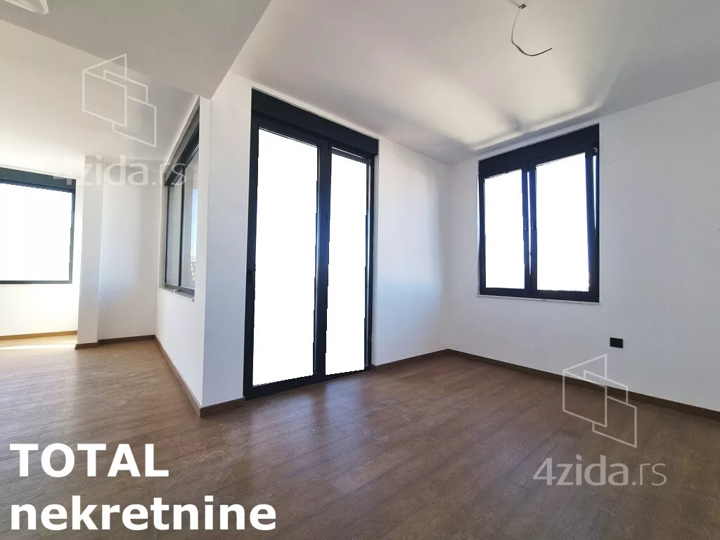 Četvoroiposoban stan | 4zida