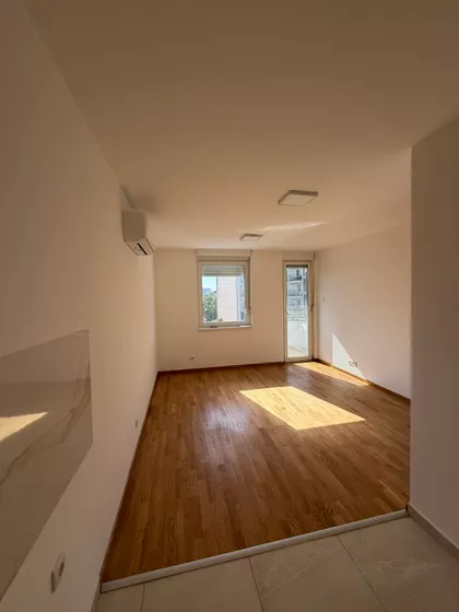Otona Župančića 14 | 4zida.rs