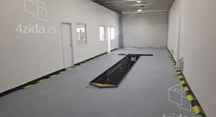 Poslovni prostor | 4zida