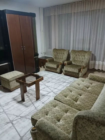 Junaka Milana Tepića 2 | 4zida.rs