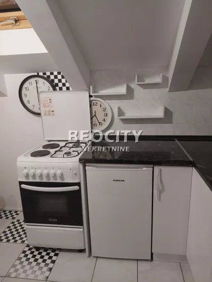 Pariske Komune | 4zida.rs