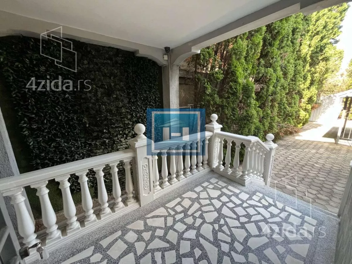 Kuća | 4zida