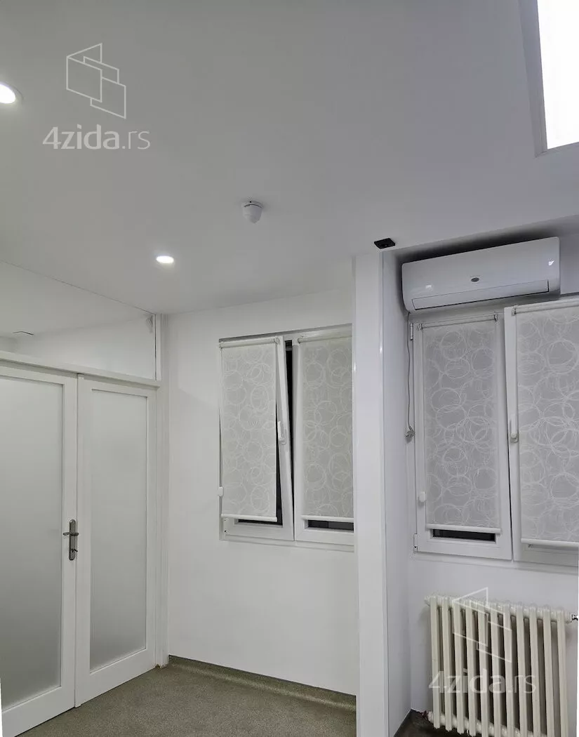 Lokal | 4zida