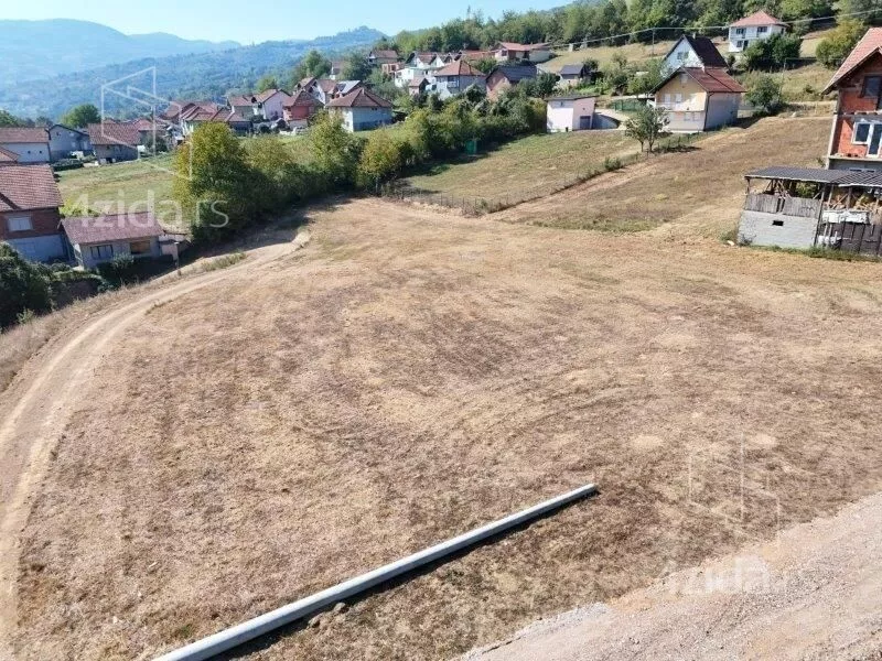 Plac | 4zida