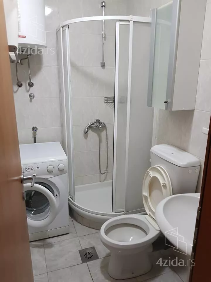 Garsonjera | 4zida