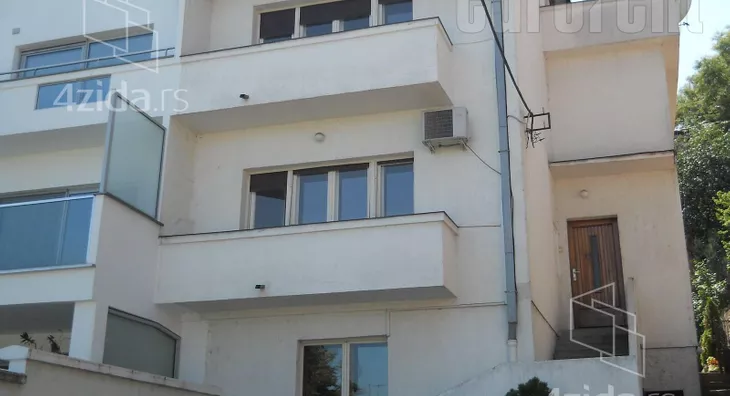 4-etažna kuća | 4zida