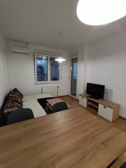 Gorana Jojića 9 | 4zida.rs