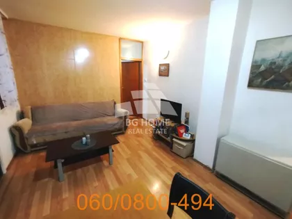 Milana Uzelca | 4zida.rs