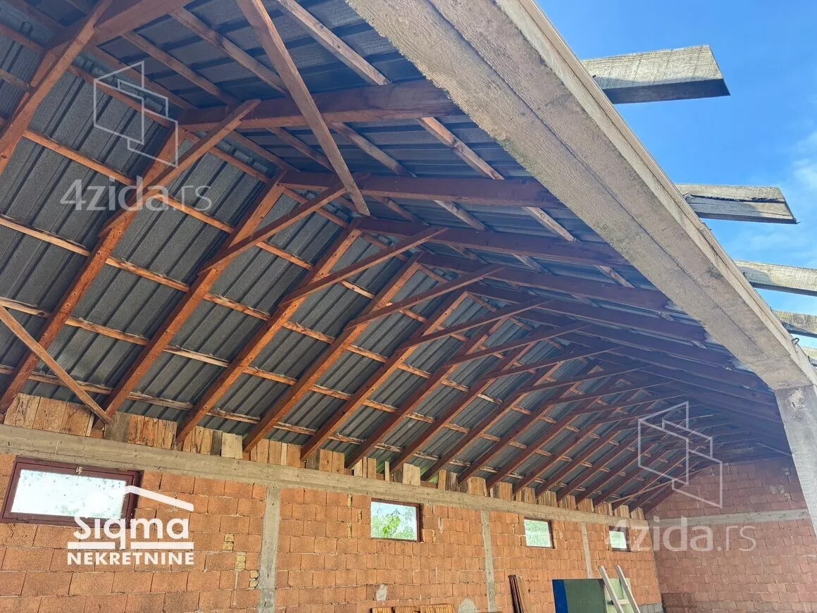 5-etažna kuća | 4zida