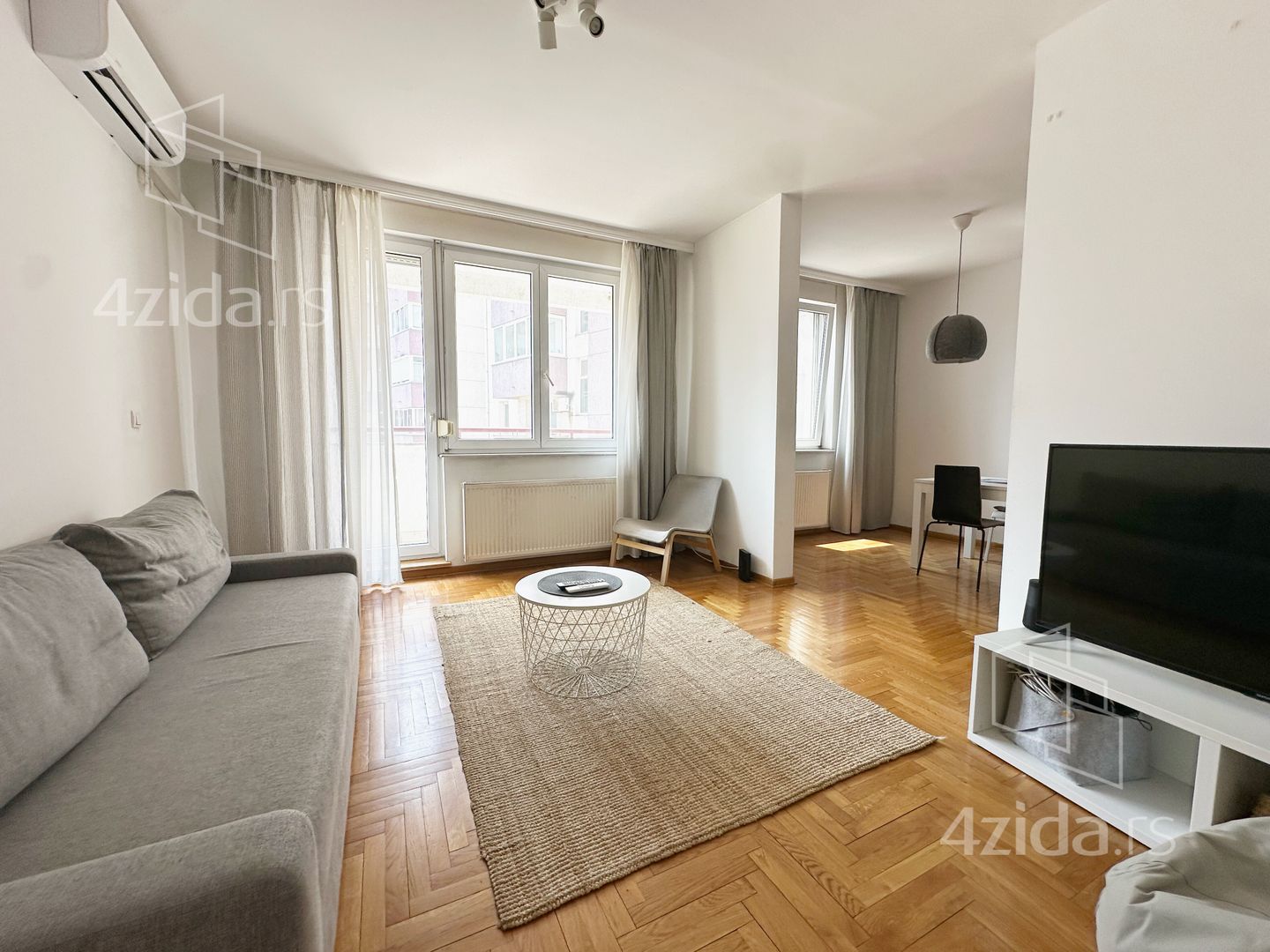 Apartament me 1 dhoma, 64 m²