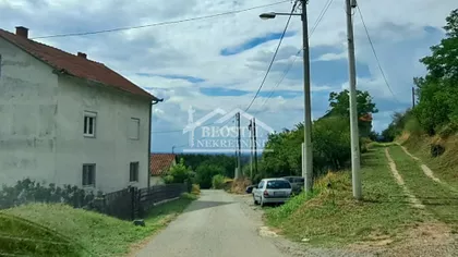 Ždralova | 4zida.rs