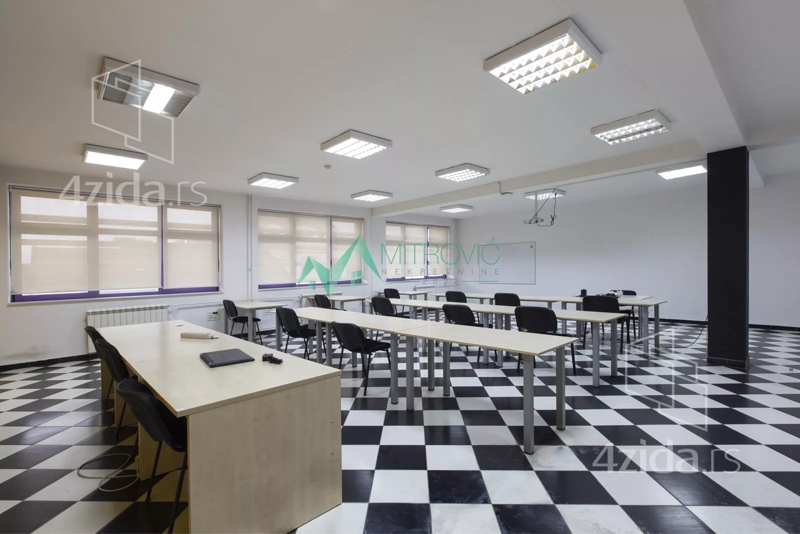 Poslovni prostor | 4zida