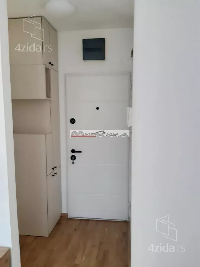 Garsonjera | 4zida