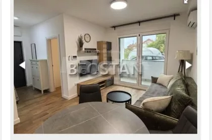 Vojvodjanska | 4zida.rs