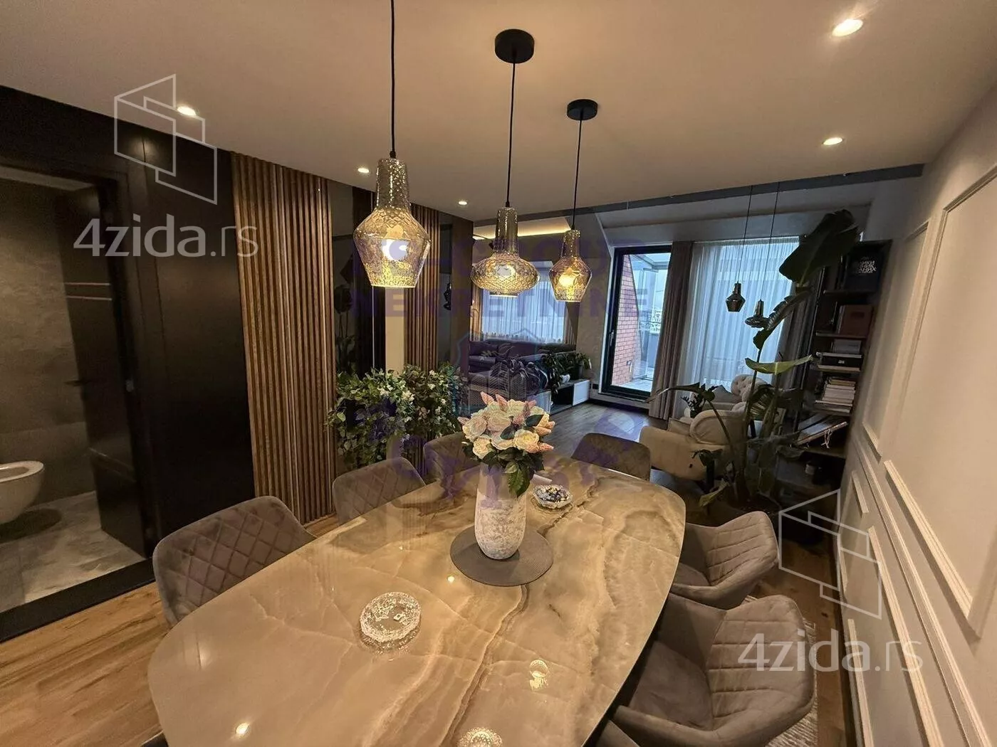 Četvorosoban stan | 4zida