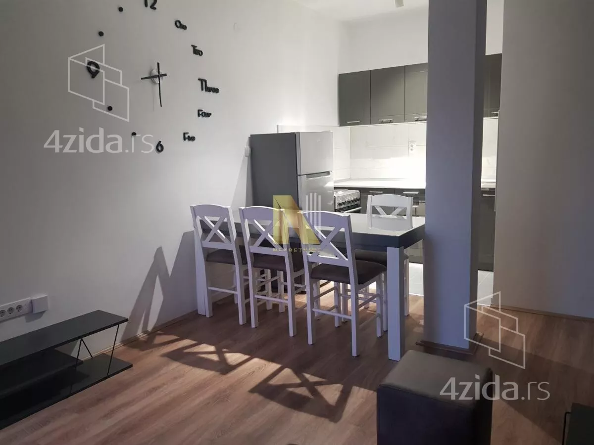 Garsonjera | 4zida