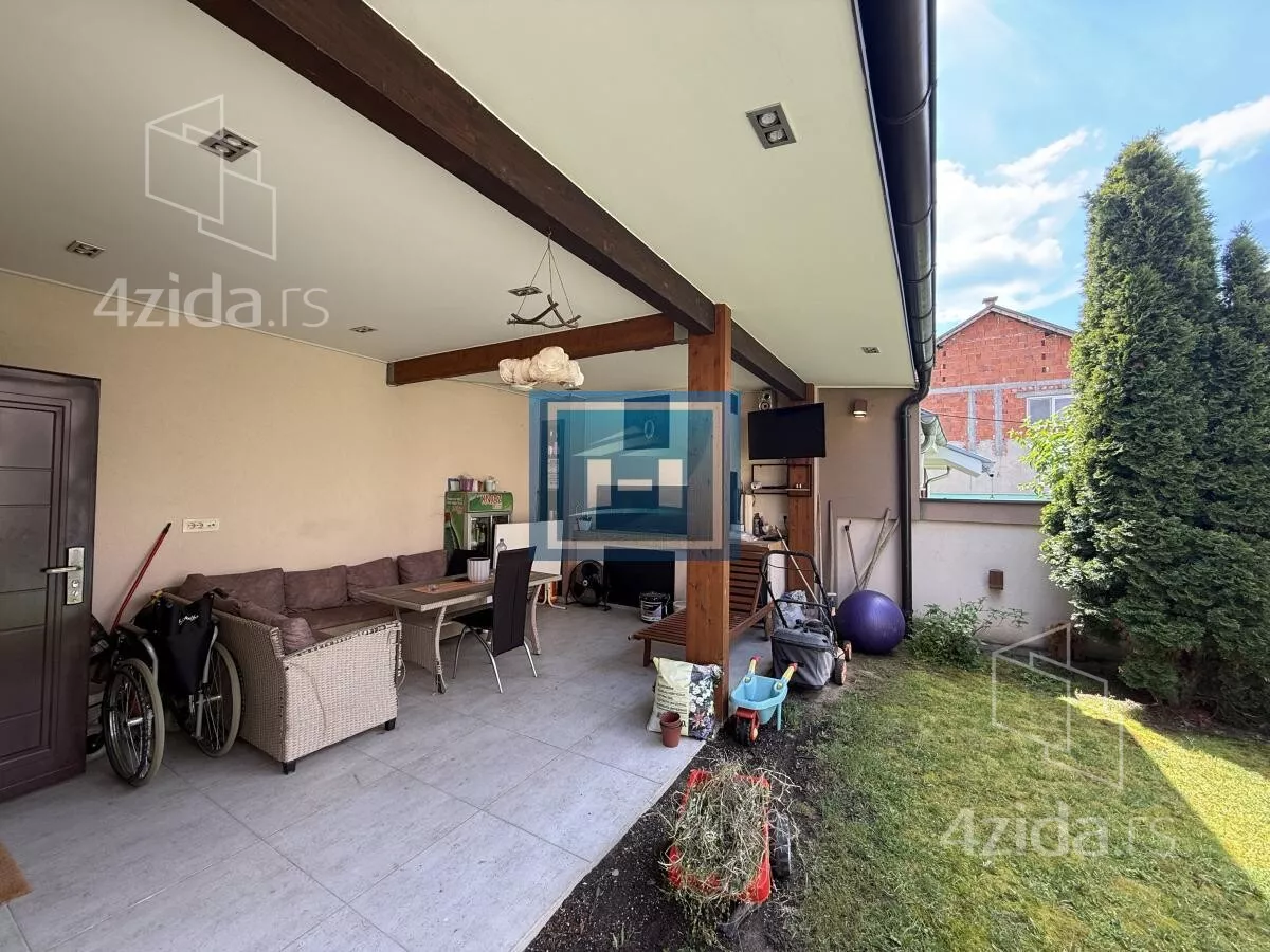 Kuća | 4zida