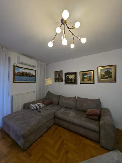 DANILA KIŠA | 4zida.rs