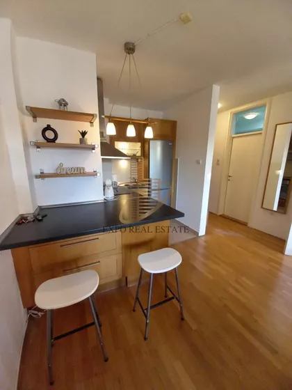 BRAĆE RIBNIKAR | 4zida.rs