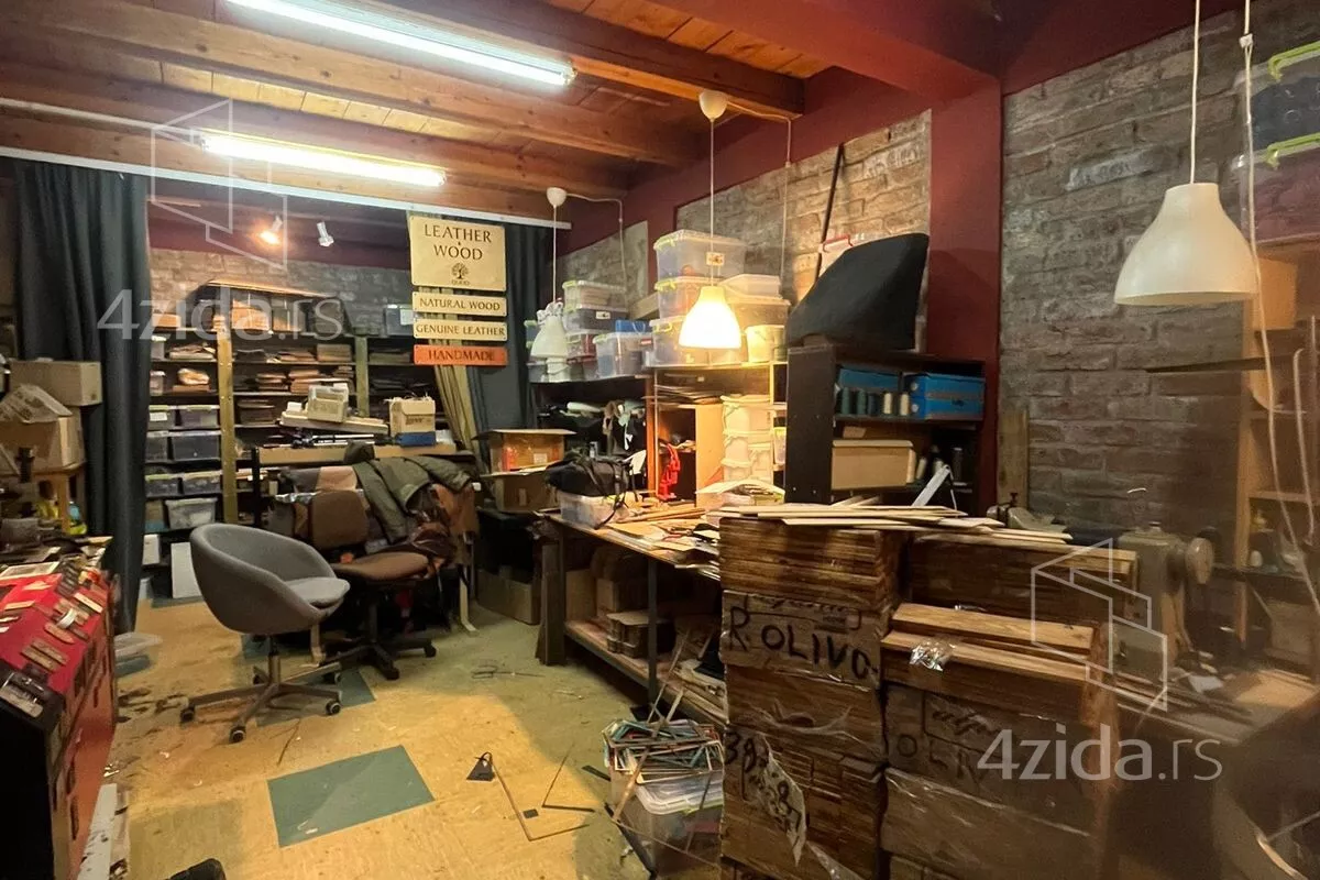 Poslovni prostor | 4zida