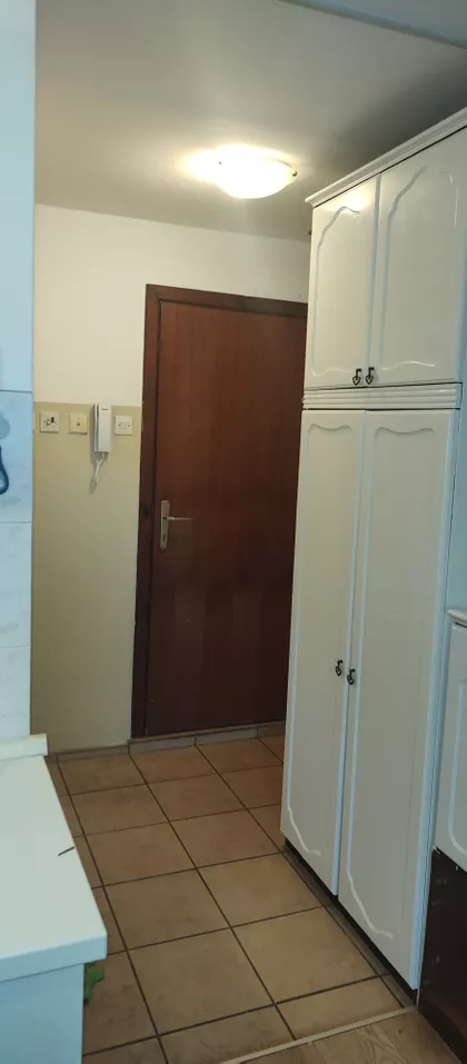 Raška 14\7 | 4zida.rs