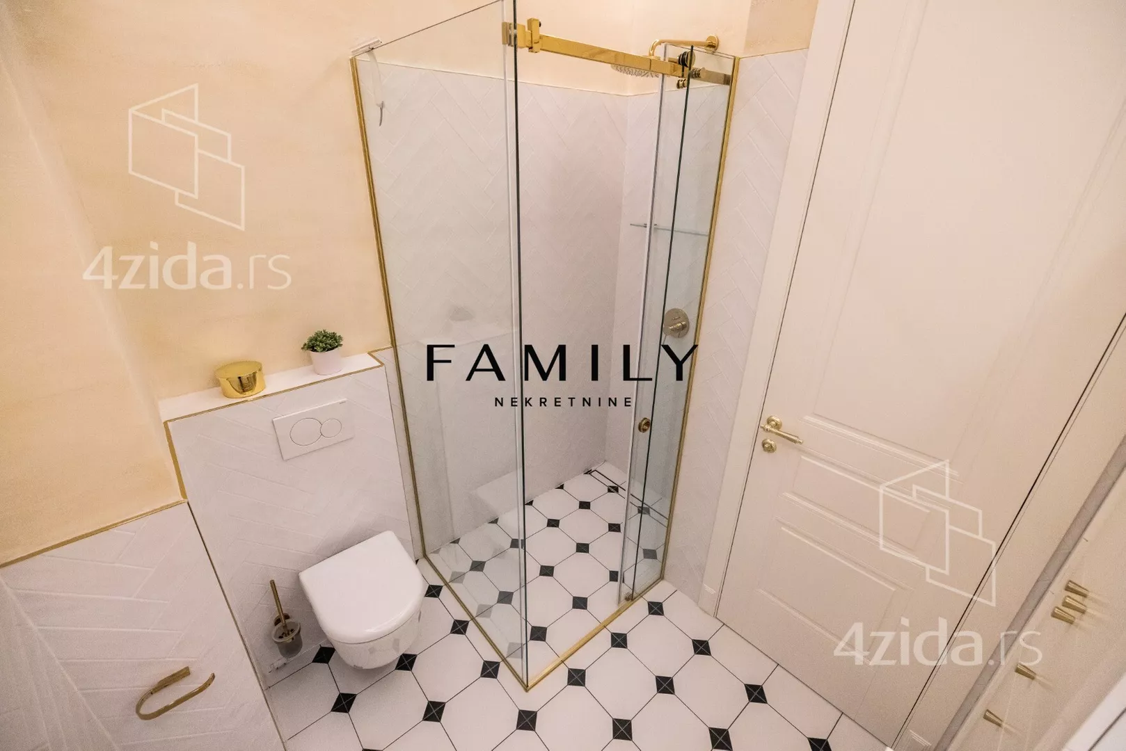 Četvorosoban stan | 4zida