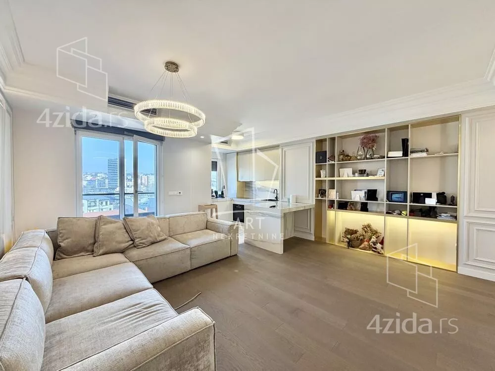 Troiposoban stan | 4zida