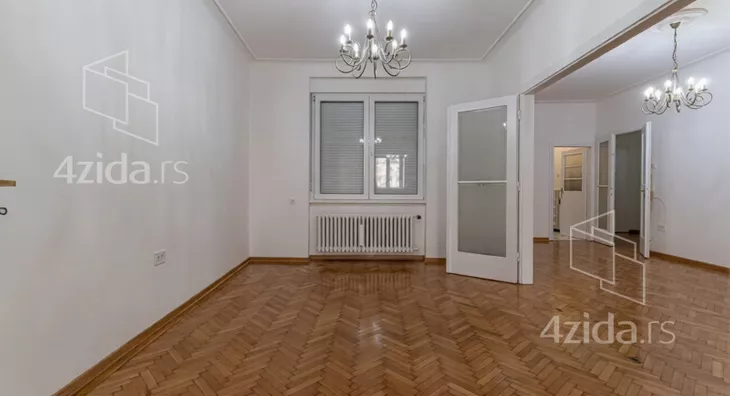 Četvoroiposoban stan | 4zida