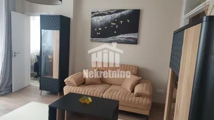 Velbuška | 4zida.rs