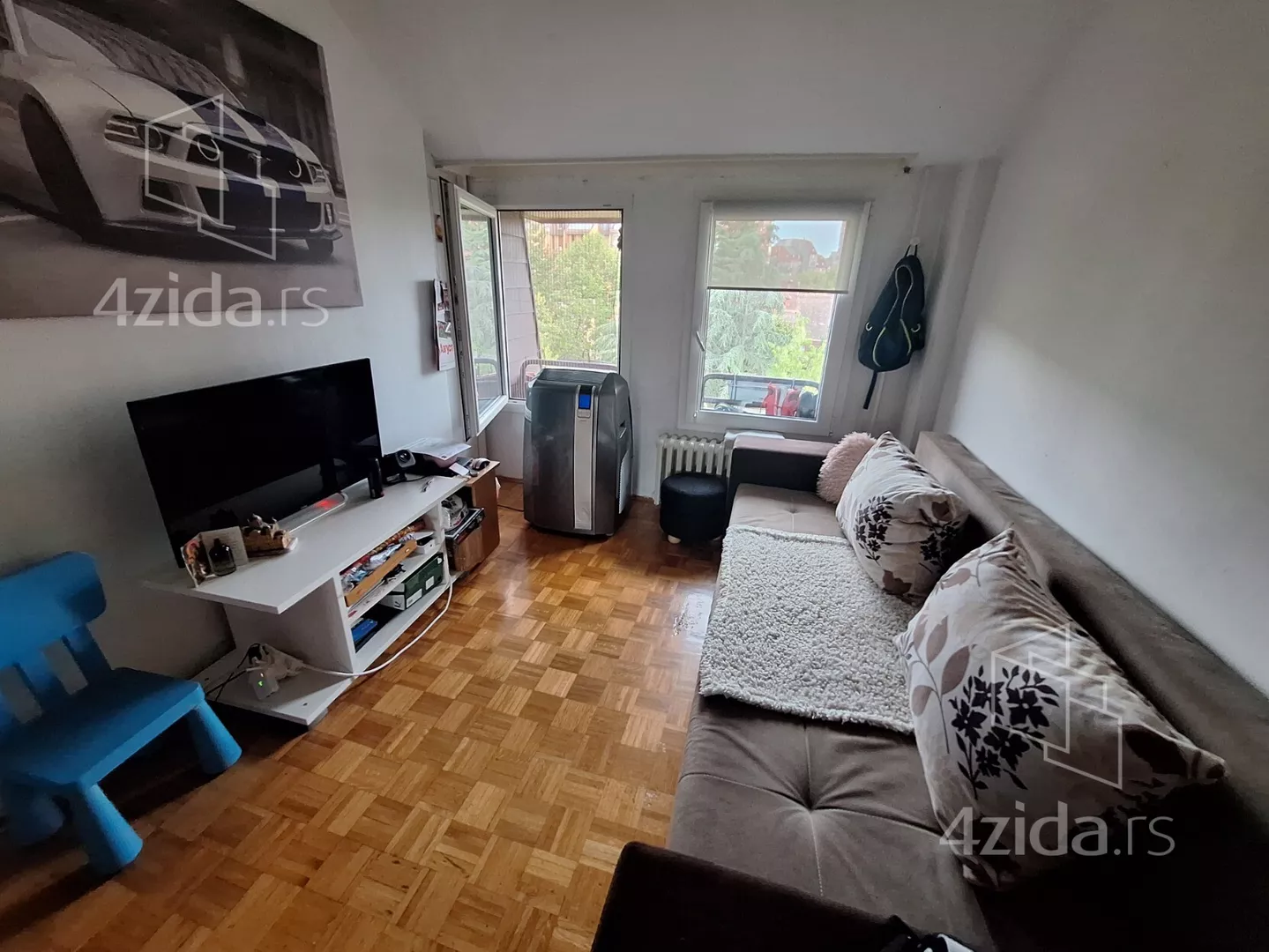 Troiposoban stan | 4zida