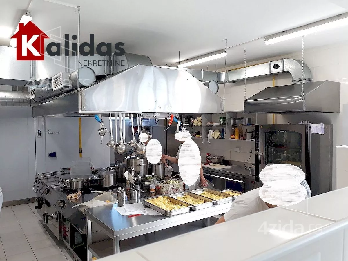 Poslovni prostor | 4zida